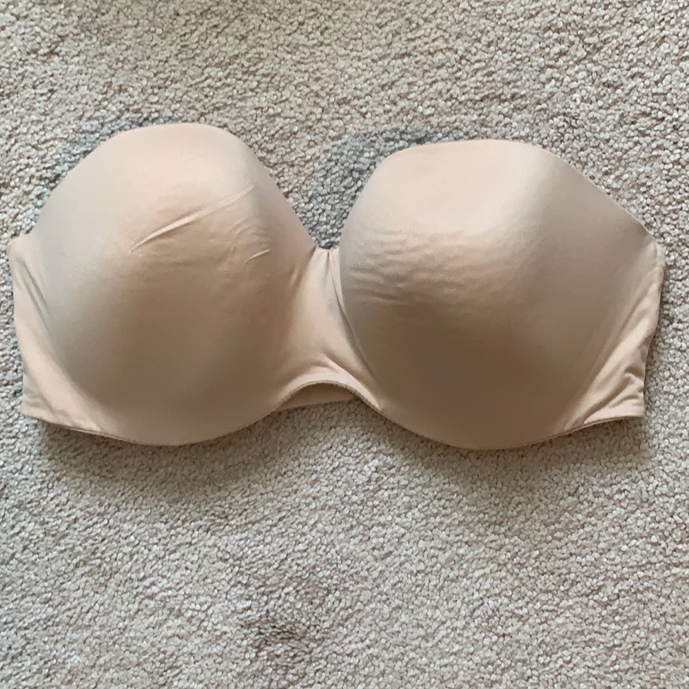 36 DD Victoria’s Secret Strapless Bra